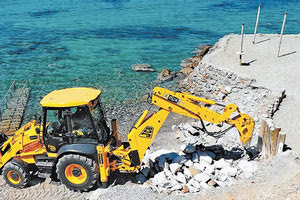 σχέδιο κατεδαφίσεων σε αιγιαλούς και παραλίες