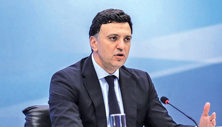 Ο υπουργός Β. Κικίλιας