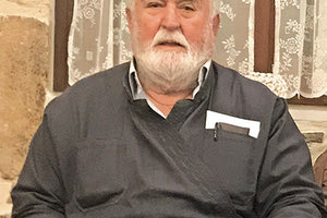 πατερ Εμμανουήλ Στρατάκης