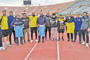 Τους ποδοσφαιριστές του Εργοτέλη επισκέφθηκαν οι Παλαίμαχοι