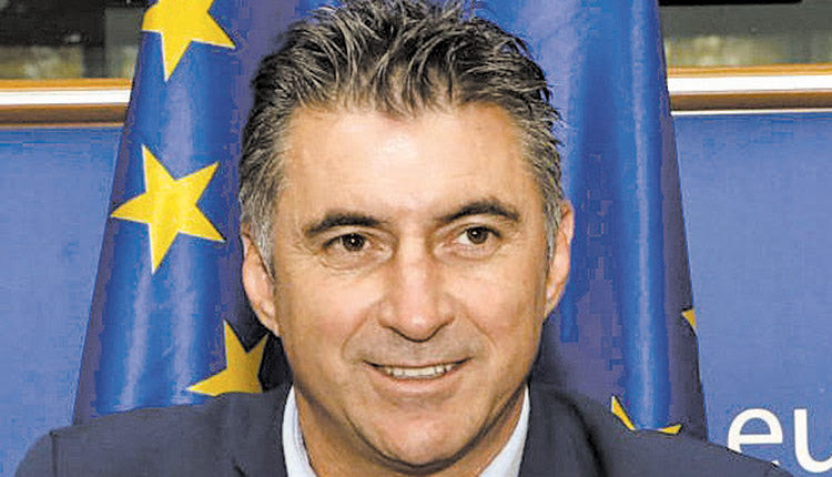 Ο Θοδωρής Ζαγοράκης