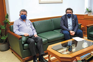 Συνάντηση Αρναουτάκη-Ηγουμενίδη