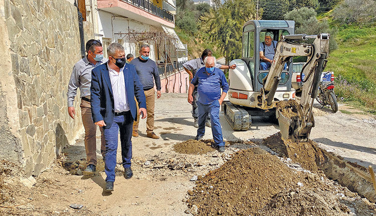 Από την επίβλεψη των εργασιών αποχέτευσης στις Μοίρες