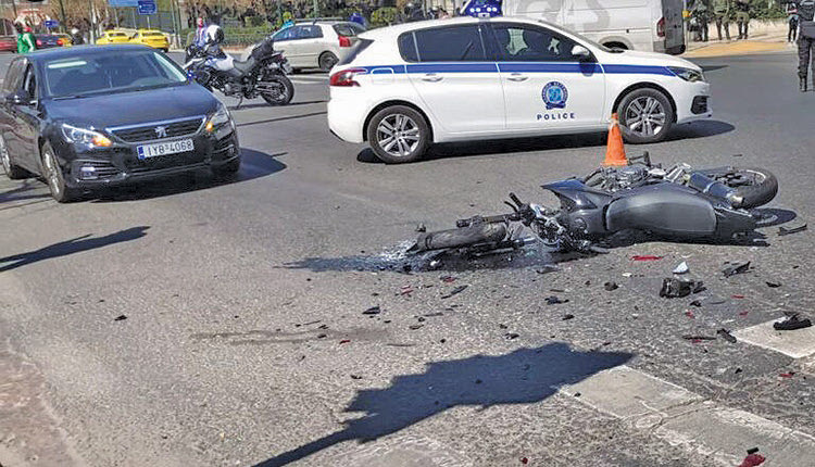 το τροχαίο έξω από τη Βουλή