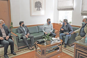 Από την υπογραφή της σύμβασης αποκατάστασης των δρόμων της Βιάννου