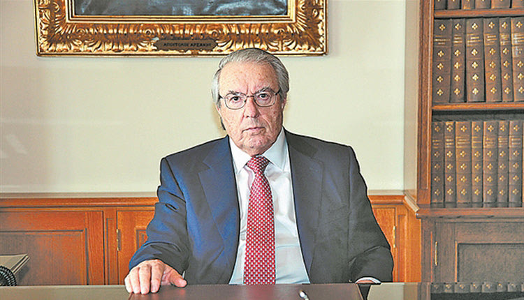 Μπαμπινιώτης
