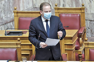 ο υπουργός Υποδομών Κώστας Καραμανλής