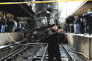 σύγκρουση δύο τρένων βόρεια της πόλης Σοχάγκ νότια του Καΐρου, στην Αίγυπτο