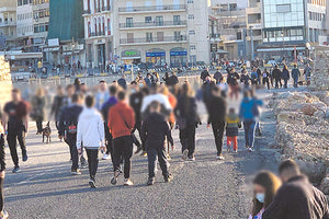 Κούλες γεμάτος κόσμο