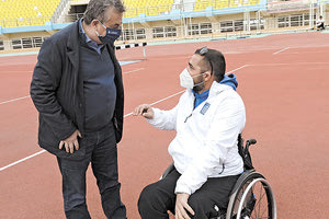 Ο κ. Αρναουτάκης με τον Μανόλη Στεφανουδάκη