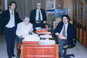 Χειμώνας του 1997 στην αίθουσα “Δομήνικος Θεοτοκόπουλος” της Βικελαίας Βιβλιοθήκης στο μέγαρο “Αχτάρικα”.