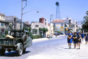 H φωτογραφία της ημέρας: Ρέθυμνο 1971. Mαθήτριες με την ποδιά