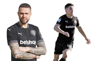 Ο Καστάνιος αριστερά και δεξιά ο Στάικος