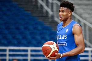 Αντετοκούνμπο εθνική ομάδα μπάσκετ Ανδρών