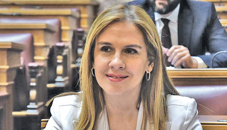 η υφυπουργός Υγείας Ζωή Ράπτη