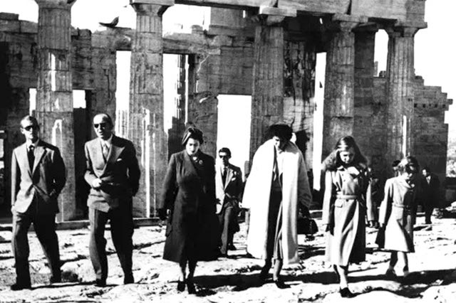 H φωτογραφία της ημέρας: Ο Φίλιππος και η Ελισάβετ sτην Ελλάδα το 1950