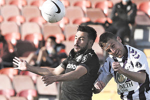 ΑΠΟΛΛΩΝ ΣΜ - ΟΦΗ: Σαρδινέρο και Μπαξεβανίδης