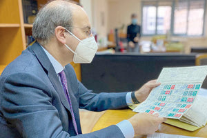 ο υπουργός Εργασίας, Κωστής Χατζηδάκης