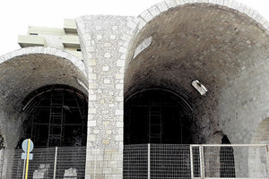 Ενετικός Λιμένας, τμήμα από τα Δυτικά Νεώρια