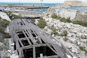 Δυτικά Νεώρια, ο θόλος πιθανόν της αποθήκης τους