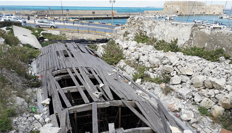 Δυτικά Νεώρια, ο θόλος πιθανόν της αποθήκης τους