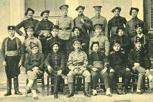 H φωτογραφία της ημέρας: 1898. Στρατιώτες των Μεγάλων Δυνάμεων στην Κρήτη