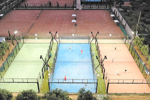 PADEL στα 4 γήπεδα που διαθέτει  το Lyttos Beach Tennis Academy