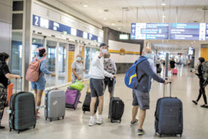 Οι Βρετανοί ετοιμάζονται για τις καλοκαιρινές τους διακοπές