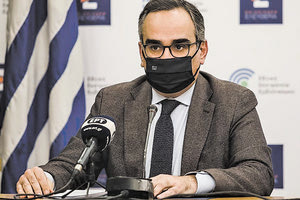 Β. Κοντοζαμάνης