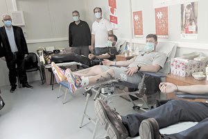 Σταθμό Αιμοδοσίας της πλατείας Ελευθερίας