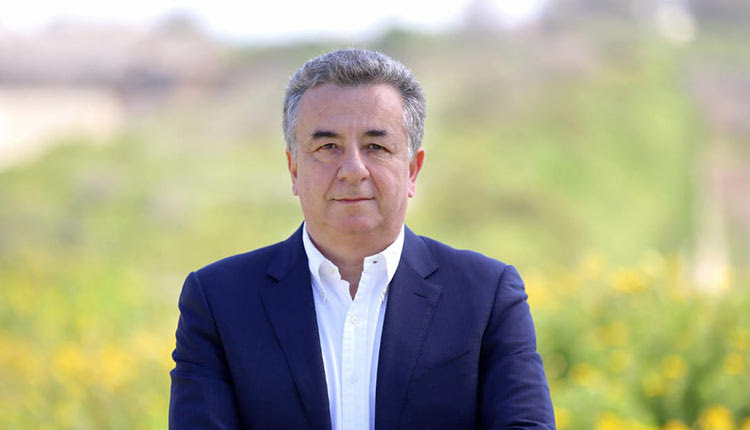 Σταύρος Αρναουτάκης