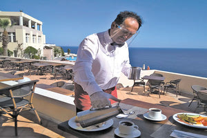 Στο Σεπτέμβριο ποντάρουν οι ξενοδόχοι της Κρήτης