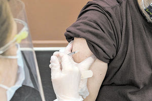 40-44 εμβολιασμός