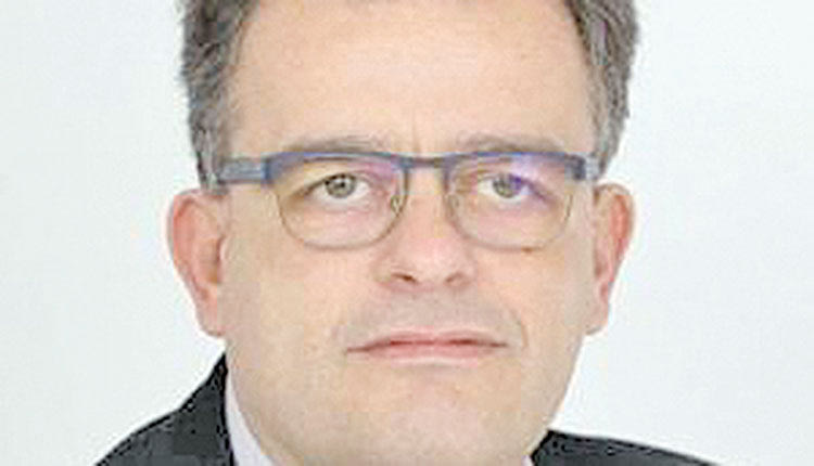 Ο πρόεδρος του Τμήματος, καθηγητής Αντώνης Αργυρός