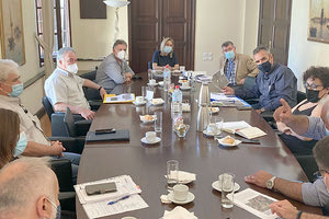 συνάντηση δημάρχων για αεροδρόμιο