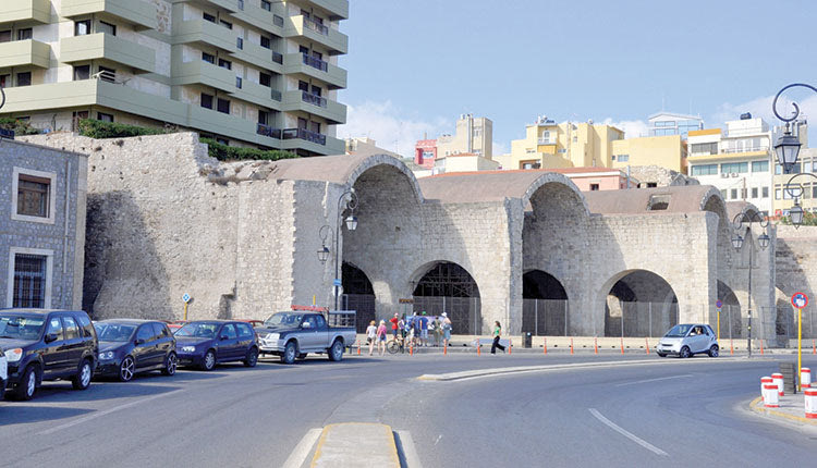 νεώρια Ηράκλειο