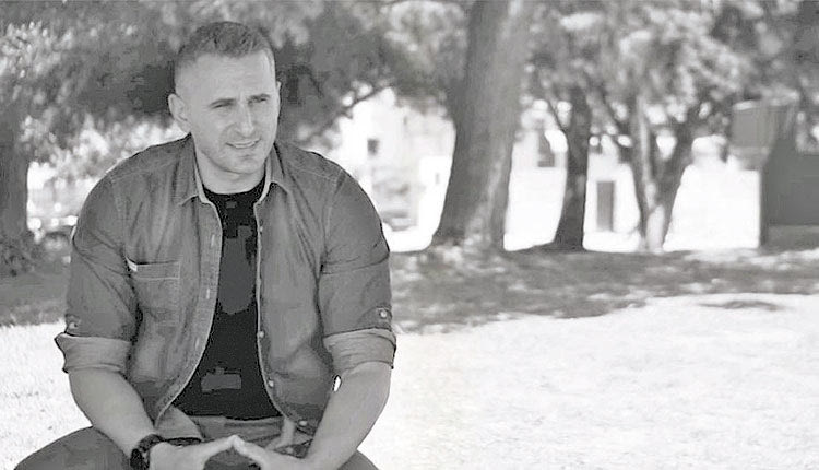 ΑΣΤΥΝΟΜΙΚΟς ΔΟΛΟΦΟΝΙΑ ΓΛΥΚΑ ΝΕΡΑ
