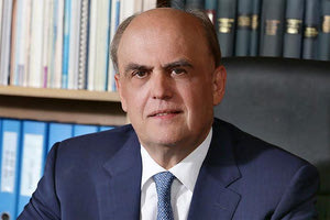 O υφυπουργός Γ. Ζαββός