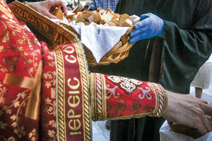 εκκλησία  ιερείς