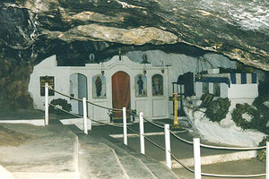 Ο Ιερός Ναός του Αγίου Αποστόλου Θωμά στο Σπήλαιο της Μιλάτου