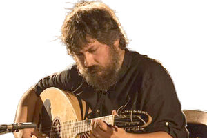 ο  Γιώργης Μανωλάκης