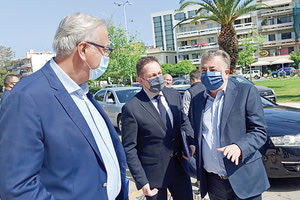 Ο περιφερειάρχης υποδέχθηκε τον αναπληρωτή υπουργό και στη δυτική Κρήτη