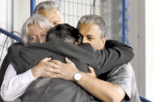 πανηγύρισε και ο Μπούσης τη νίκη-παραμονή του ΟΦΗ