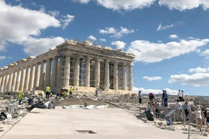 τα έργα που πραγματοποιούνται στον Ιερό Βράχο στην Ακρόπολη