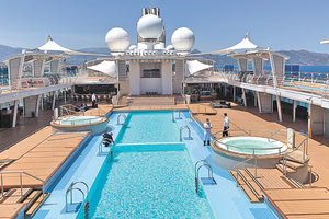 στο κρουαζιερόπλοιο Mein Schiff 5, της Tui