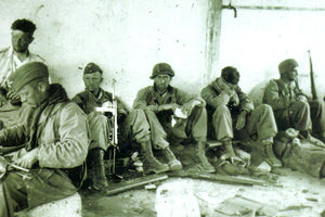 H φωτογραφία της ημέρας: Γερμανοί αλεξιπτωτιστές στην Κρήτη