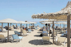 καλοκαίρι παραλία αρίνα διακοπές