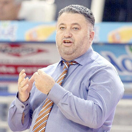 Ο Μάκης Γιατράς