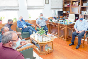 Από τη συνάντηση στην Περιφέρεια Κρήτης