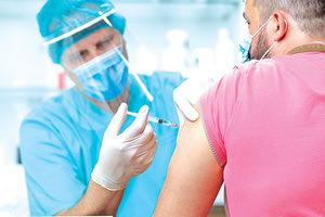 Το 62% δηλώνει την πρόθεσή του να εμβολιαστεί έναντι της Covid-19, σύμφωνα με μελέτη του Ινστιτούτου Πολιτικής Υγείας